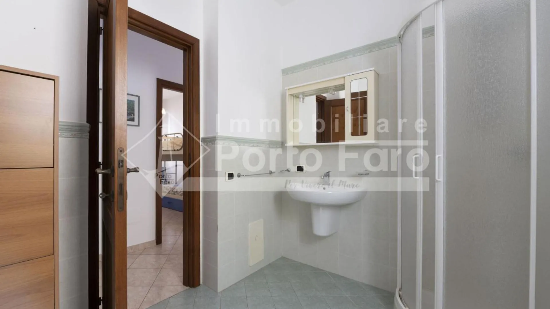 Via Incrociatore Trieste 7 Dx - Spazioso Quadrilocale In Centro A Palau